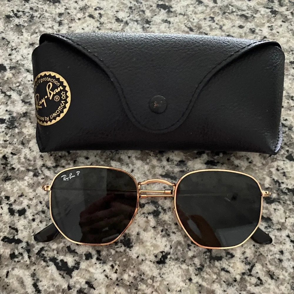 Ray Bans - Picture 1 of 5
